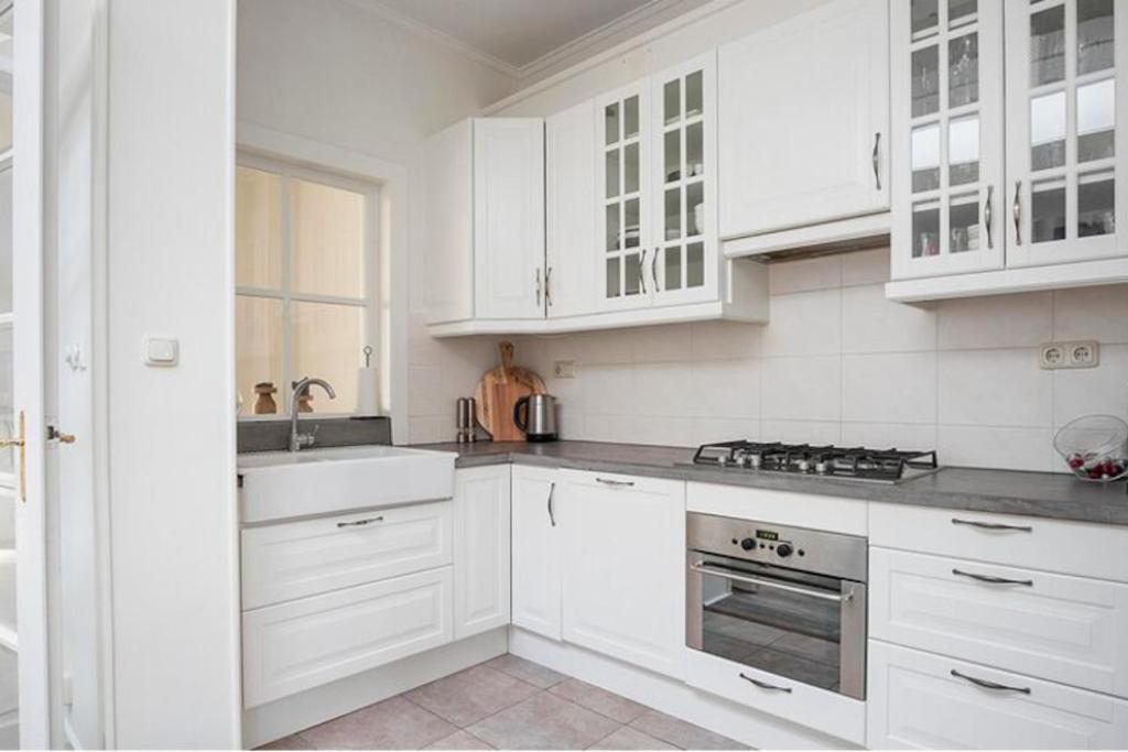 Een Heerlijke Woning Op Loopafstand Van Centrum! Leeuwarden Kültér fotó